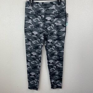 NWT Ideology Camo 7/8 Length High Rise Leggings Size M